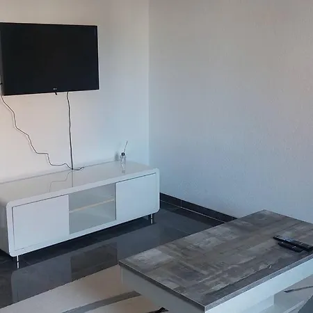 Wohnen Zuhause Apartament *